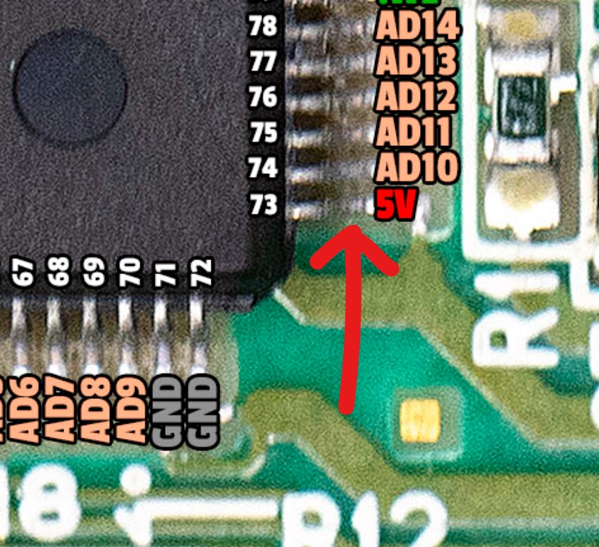 Pines 5V en ASIC 1-ASIC de Sega Game Gear